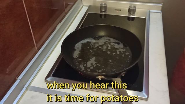 Kako se prži mladi krompir - Prženi krompirići смотреть онлайн