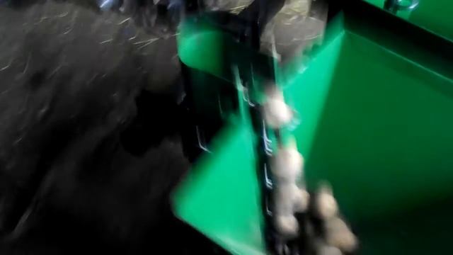 Картоплесаджалки на Скаут Т-18.