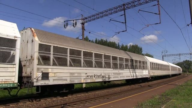 Электропоезд EJ575-004 (ŠKODA) и 2М62М-1198 / EMU EJ575-004 and 2M62M-1198 смотреть онлайн