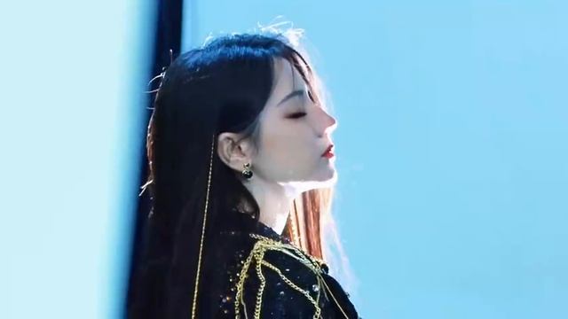 Закулисное видео к пресс-конференции шоу «Давайте начнём рассуждать 3».