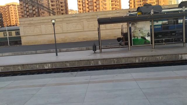 ТЭМ2-2900 и новый электровоз AZ4A-0006 отправляют в депо после испытаний смотреть онлайн