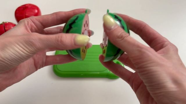 Фрукты. Развлекательное видео для детей. Игрушки