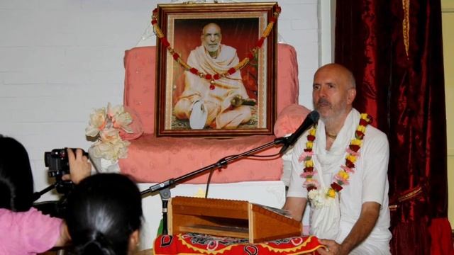 Драгоценные камни Шри Чайтанья Чаритамриты/Шрипад Враджантх Прабху (29 сентября 2020, скайп-лекция)