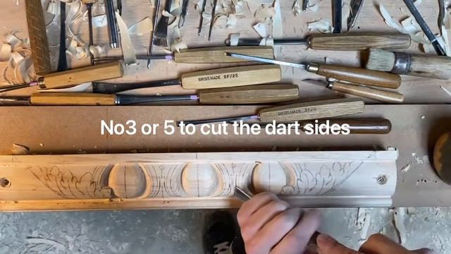 Wood Carving. Carving Egg & Dart Moulding picture frame. смотреть онлайн