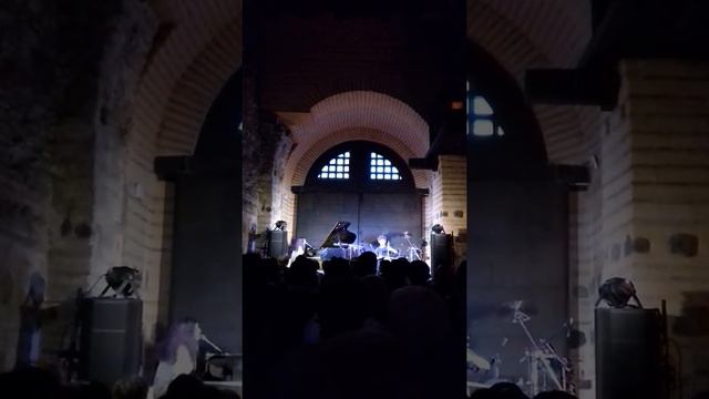 Mark Eliyahu & Marinita смотреть онлайн