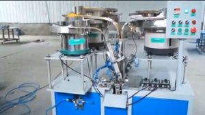 Линия по сборке прищепки с пружиной "бабочка" (890)