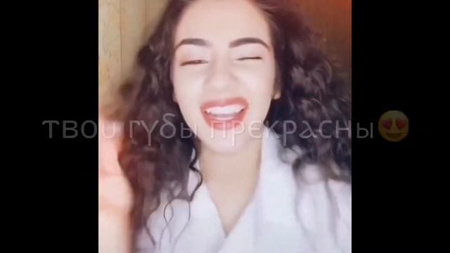 Девочка няшка🥰 смотреть онлайн