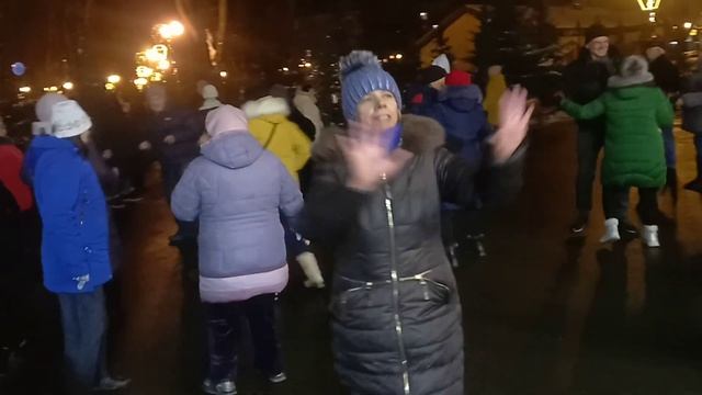 Не уходи, не уходи и не прощайся!!!💃🌹Танцы в парке Горького!!!💃🌹Харьков 2022 смотреть онлайн