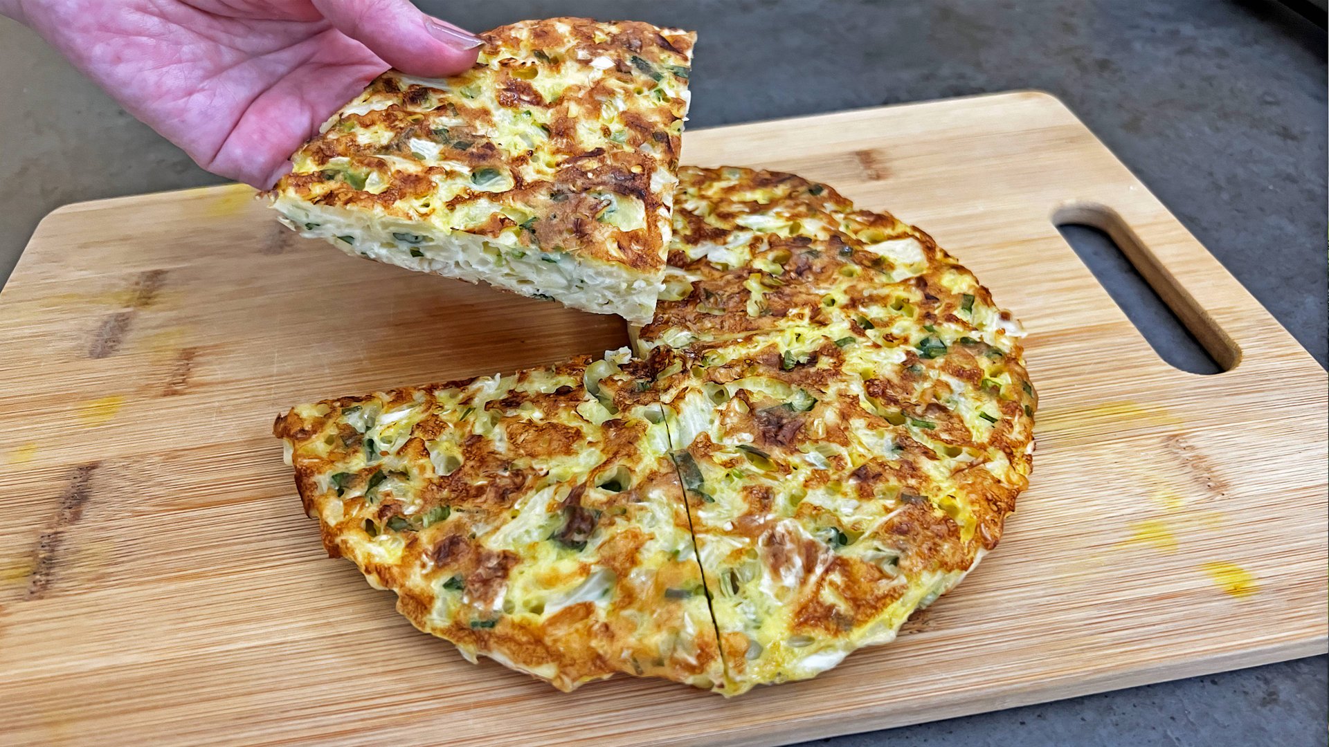 Так КАПУСТУ вы еще НЕ ГОТОВИЛИ! Беру капуста и 2 яйца, готовлю вкусный ужин из простых ингредиентов смотреть онлайн