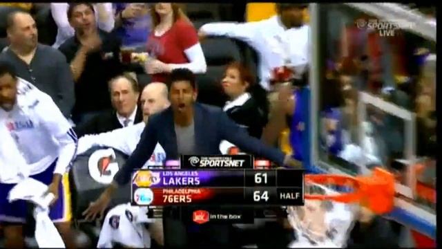 Steve Nash cross-over on Evan Turner Lakers @ Philly 02.07.2014 смотреть онлайн