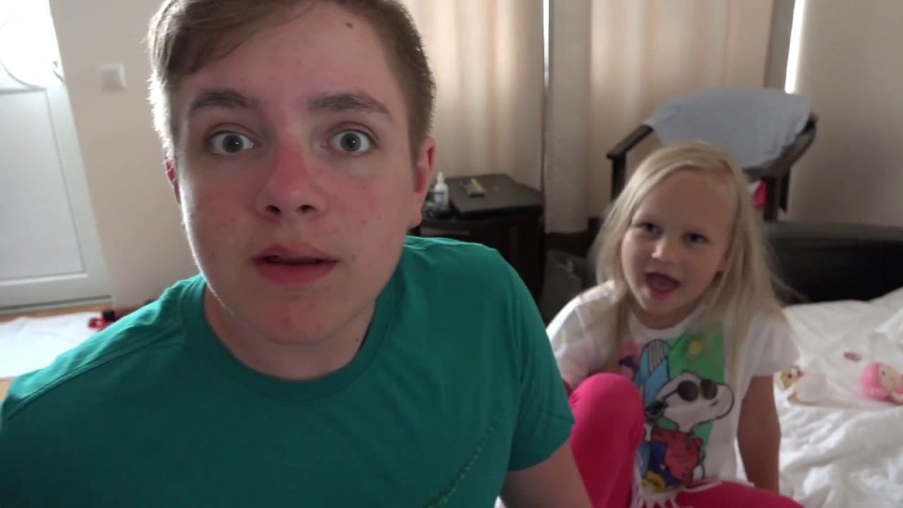 ИСПЫТАНИЕ трёх НОЧЕЙ !!! Лёва СТАЛ ЛУНАТИКОМ !!! смотреть онлайн