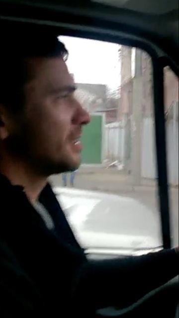 Приставучий водитель маршрутки)))