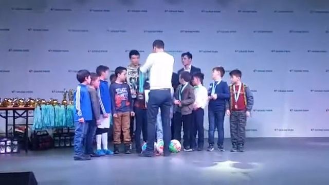 Награждение, наша футбольная команда Jeyran, мы заняли 2ое место смотреть онлайн