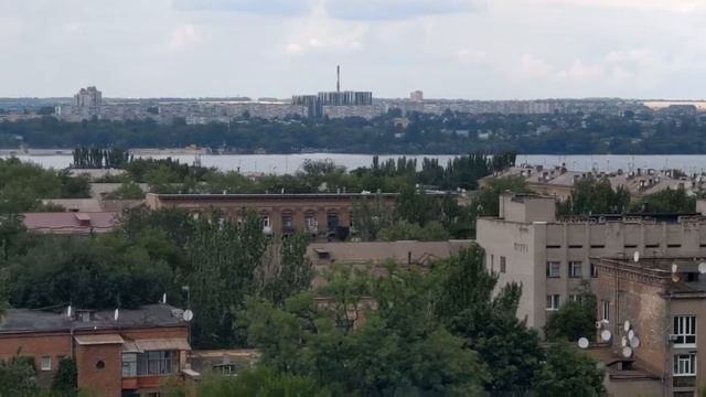 Запорожье 26.07.2022. Башня на ул. Металлургов и немного ночного города смотреть онлайн