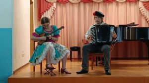 Дуэт домра-баян. Чикризова Мария 7(8) класс и Горбов Кирилл 7(8) класс. МБУДО « ДМШ №1 г. Рубцовска»