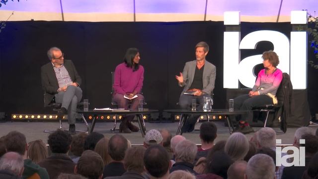 Is it particle physics or a fairytale? PART 1 | Sabine Hossenfelder, Gavin Salam, Bjørn Ekeberg смотреть онлайн