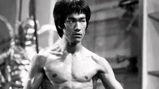 AFSONAVIY BRYUS LI HAQIDA FAKTLAR