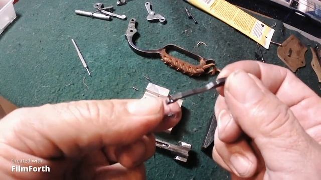 How to clean 1866 /1873 rifle Bolt extractor removal Block Bullets by Scarlett смотреть онлайн