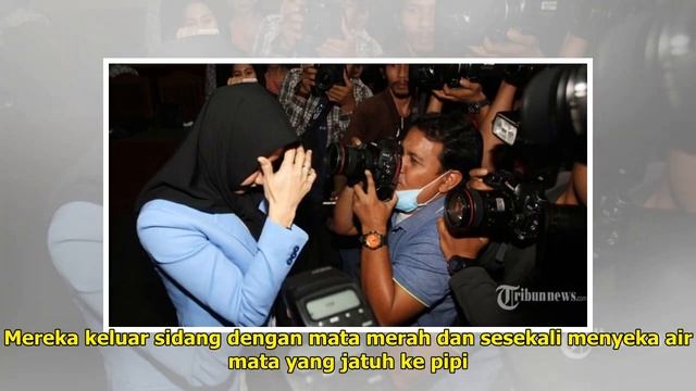 Divonis 10 Tahun Penjara, Bupati Rita Bungkam смотреть онлайн