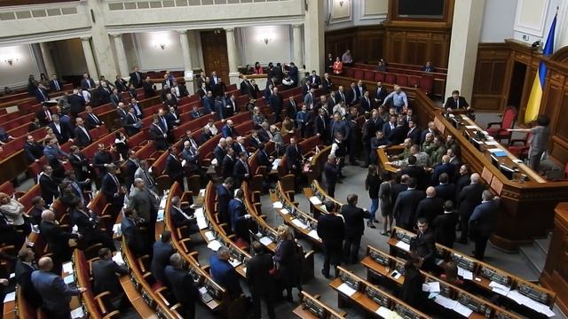 Скандальное выступление полицейских в Верховной Раде, поссорившее депутатов