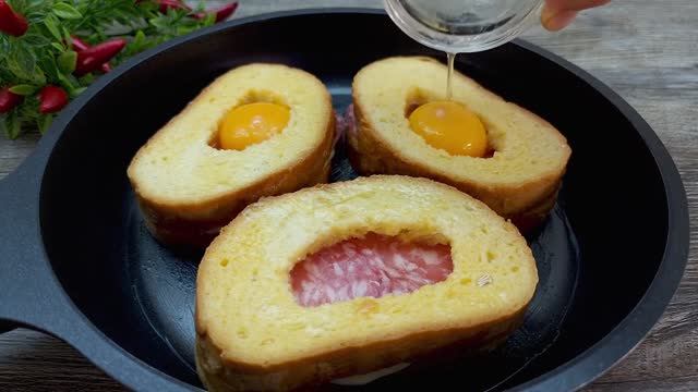 Минутная вкуснота на завтрак не для ленивых! Бесподобный рецепт из простых продуктов. смотреть онлайн