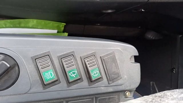 получил  новый экскаватор Zoomlion