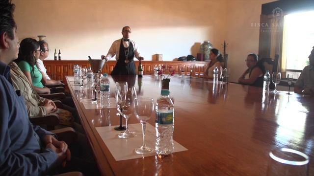 Tips del vino: Finca Sala Vivé by Freixenet смотреть онлайн