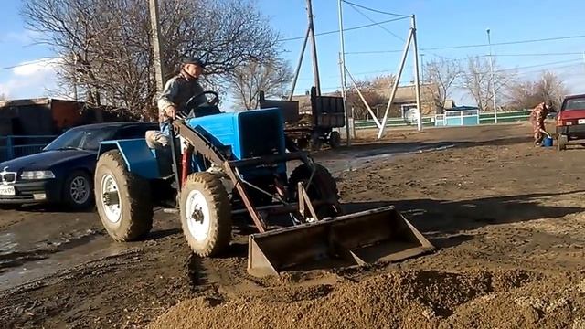 Самодельный трактор - погрузчик./ Homemade Tractor - Loade смотреть онлайн