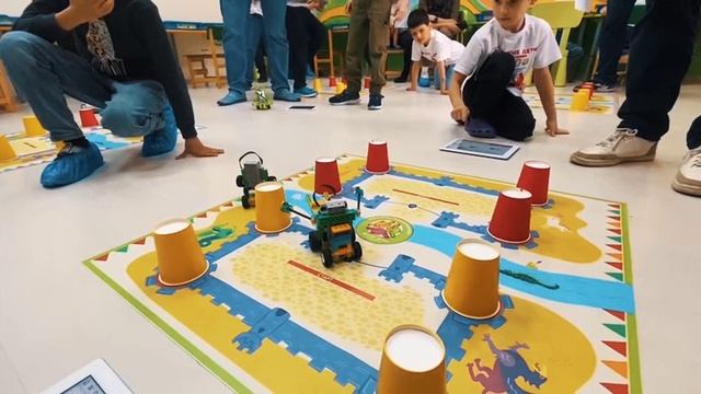 Турнир роботов 23 - защита башен-3 смотреть онлайн