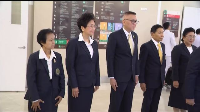 ♚ 20FEB19 泰国王室每日新闻 Daily News of Thai Royal Family ข่าวในพระราชสำนัก ๒๐ ก․พ․๖๒「3 ∕ 3」 смотреть онлайн