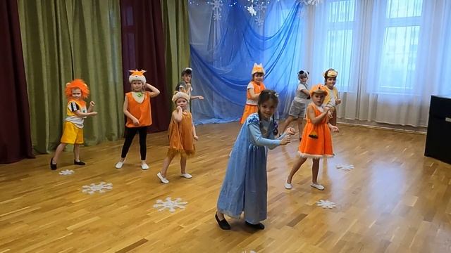 Танцевальный челлендж "Новогодний серпантин", ДО-5 смотреть онлайн