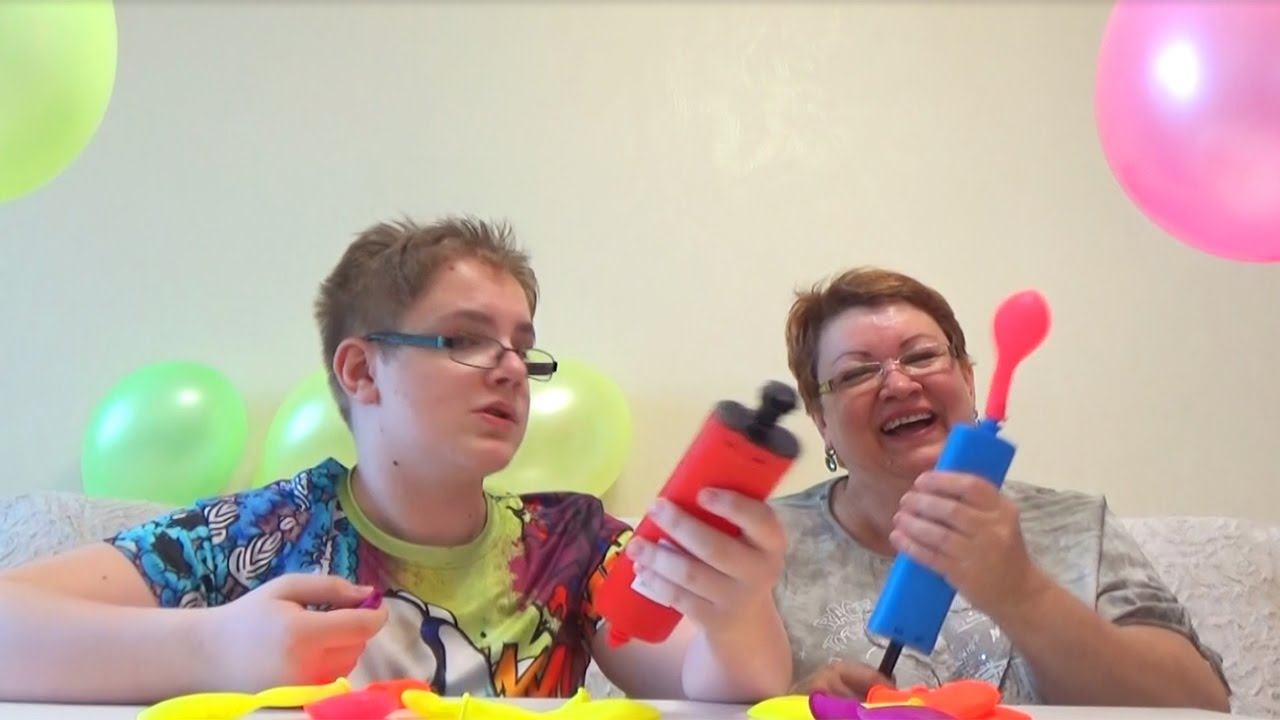 ЧЕЛЛЕНДЖ Надувные шарики Мама ВЕСЕЛИТСЯ!! Entertainment for children смотреть онлайн