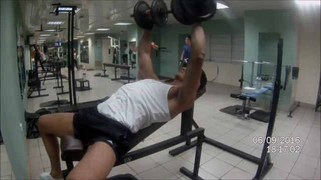 Ruks Gym тренировка груди 06.09.2016 смотреть онлайн
