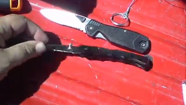Ozark 2 dollar knife Fiskar 1 Dollar shovel Walmart смотреть онлайн