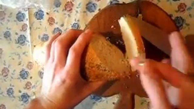 ВНИМАНИЕ просто ужас, что нашли в буханке хлеба!!! WTF? смотреть онлайн