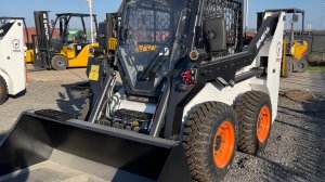 Экстерьер мини-погрузчика Шмель 1060 (Геркулес 1060).