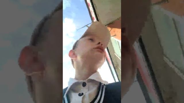 ИДУ В ШКОЛУ смотреть онлайн