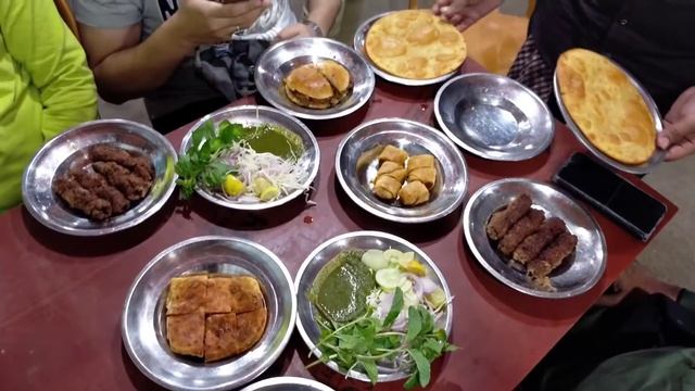 Shaandar zaika || Mira road street food vlog || Local food joint||#Foodvlog #miraroad #nayanagar смотреть онлайн