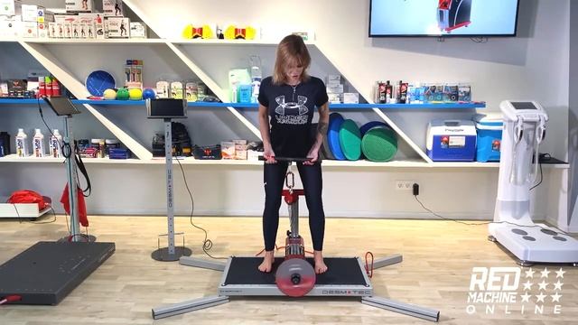 Тяга в наклоне к поясу на тренажёре Desmotec D.SPORT 💪🏻 смотреть онлайн