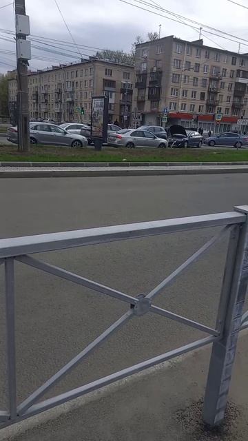 Произошло авария на дороге смотреть онлайн