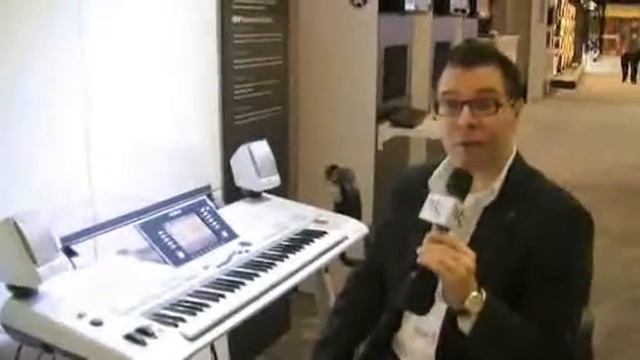 Yamaha Tyros3 with Peter Baartmans @ Namm Coverage '10 смотреть онлайн