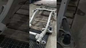 Пескоструй рамы внедорожника(вид после).Peskostruyekat.ru