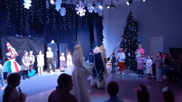 Дед Мороз !!! смотреть онлайн