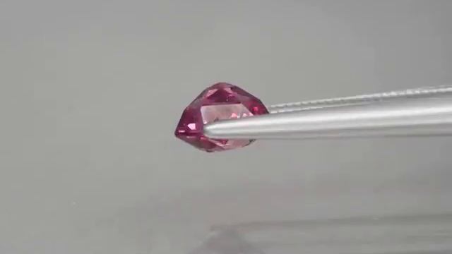 Untreated Very Sharp Vivid Pink Malaya Garneth 1,04 carat Heart Cut Best Quality & Luster Tanzania смотреть онлайн