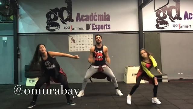 “RUB A BUM”/Zumba® Choreo by Omur Abay / Play- N-Skillz Jen morel,joelli /Mega Mix 67 ( SENA & SABA смотреть онлайн
