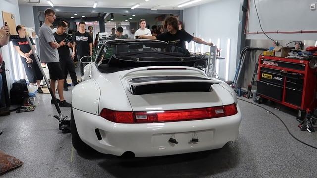 RWB PORSCHE BUILT IN TORONTO! смотреть онлайн