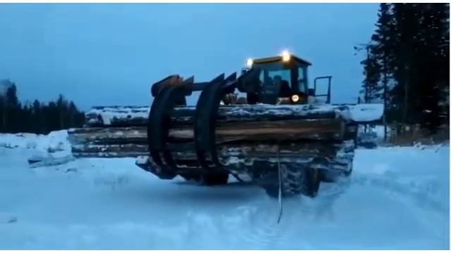 Лесозахват Экстэн Log5 на фронтальном погрузчике SEM. Фронтальные захваты для леса на погрузчики. смотреть онлайн
