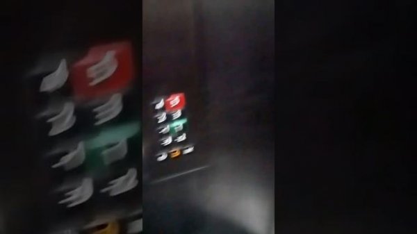 Покатушки на лифтах в "ТЦ PRIME PLAZA"(+Глюк с Лифтам.)