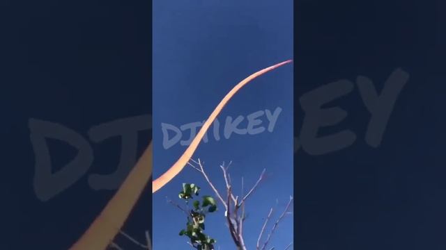 Ребенка унесло воздушным змеем смотреть онлайн