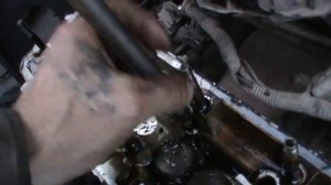 Как Выкрутить Болт с Обломанной Головкой с Головки Двигателя